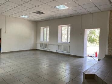 продаю дом рабочий гарадок: Продаю Здание, Действующий 83 м² — 7