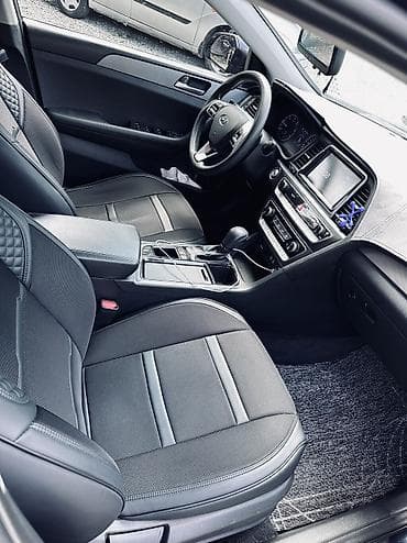 Продажа авто: Hyundai Sonata: 2018 г., 1.7 л, Вариатор, Дизель, Седан — 6