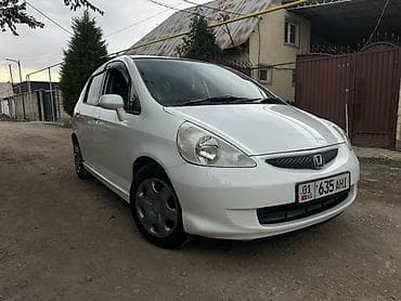 colf 2: Honda Fit: 2003 г., 1.3 л, Вариатор, Бензин, Хэтчбэк — 5