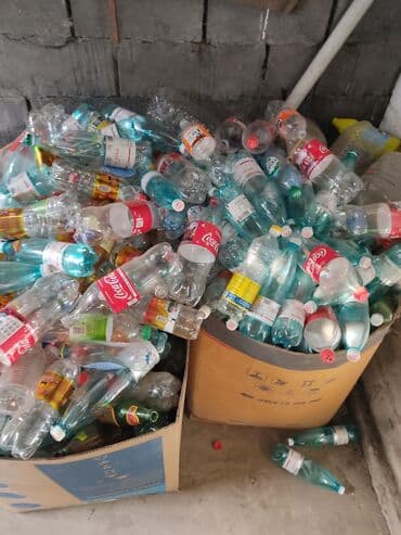 пластиковые контейнеры с крышкой купить бишкек: Бутылки, Б/у, Самовывоз — 3