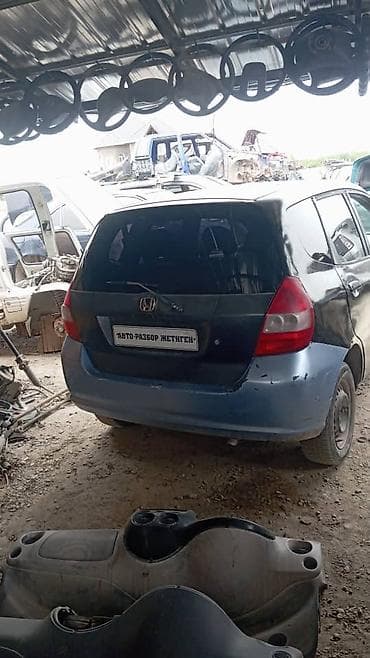 Разбор на запчасти: Honda Fit/Jazz (хэтчбек, 5 дверей) Доступны — 4