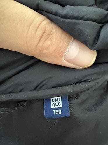 Верхняя одежда: Утеплённые стёганые куртки UNIQLO, размер 150 (детский/подростковый) — 2