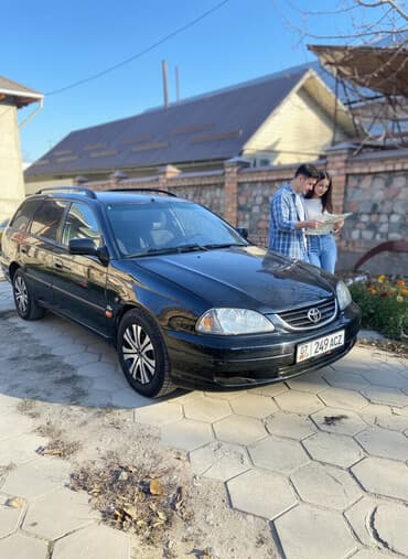 купить мотоцикл минск в бишкеке: Toyota Avensis: 2002 г., 2 л, Механика, Универсал — 1