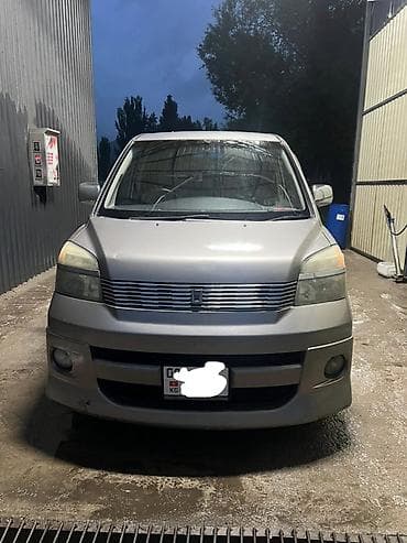 кен булун: Toyota Voxy: 2004 г., 2 л, Автомат, Бензин, Вэн/Минивэн — 2