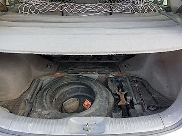 mazda demio 2006: Nissan Almera Tino: 2004 г., 1.8 л, Механика, Бензин, Хэтчбэк — 10