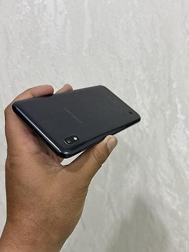 redmi 10 с: Samsung Galaxy A10, Колдонулган, 32 ГБ, түсү - Кара, 2 SIM — 3