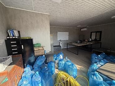 верхний жал: Продаётся современный модульный офис из двух 40-футовых контейнеров — — 4