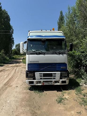 Тягач, Volvo, Цистерна