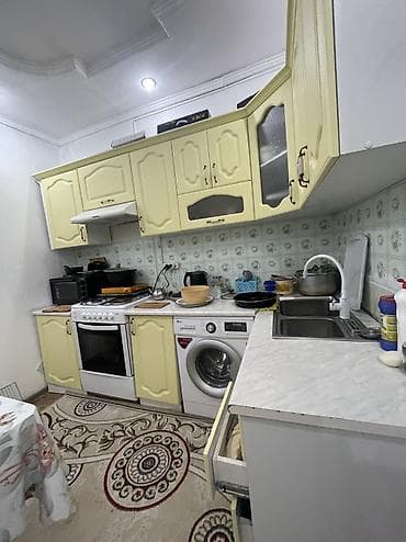 в канте дом: Дом: 3 комнаты + кухня и коридор. Есть газ. Описание: - Просторная — 3