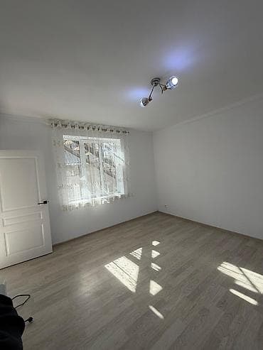 утепление дома: 1 комната, Собственник, Без подселения, Без мебели — 3