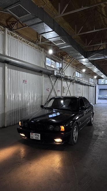 Бампер BMW, Б/у at lalafo.kg Бампер BMW, Б/у