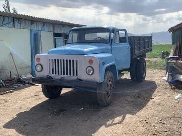 ГАЗ : 1988 г., Механика, Бензин