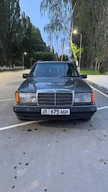 Рулевая часть: Mercedes-Benz W124 (седан) — комплект запчастей двигателя. В наличии — 2