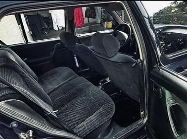 vin code: Volkswagen Golf: 1993 г., 1.6 л, Механика, Бензин, Хэтчбэк — 6
