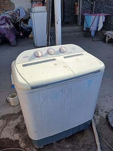 Полуавтоматическая стиральная машина с вертикальной загрузкой