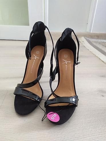 Аксессуары: Продаю новые, стильные босоножки на вечер на высоком каблуке — 1