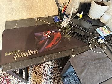 Компьютерный стол, Угловой