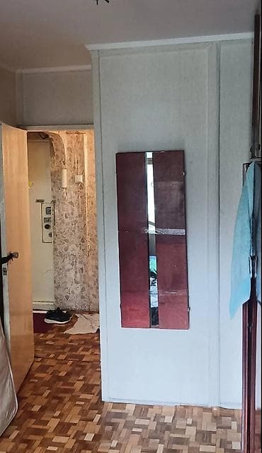 2 комнаты, 48 м², 8 мкр 104 серия, 2 этаж at lalafo.kg 2 комнаты, 48 м², 8 мкр 104 серия, 2 этаж