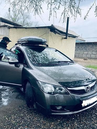 hyndai solyaris: Honda Civic: 2009 г., 1.5 л, Автомат, Гибрид, Седан — 2