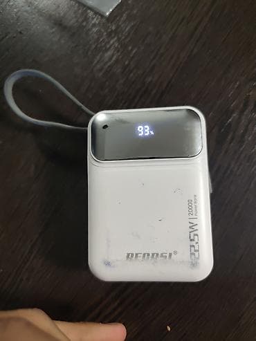 универсальные мобильные батареи для планшетов uft: Внешний аккумулятор RE-PBG219 20000 мА·ч, 22.5 Вт - Емкость: 20000 — 1