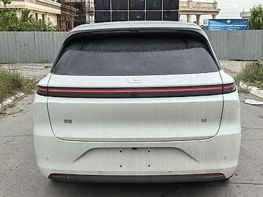 wuling mini ev: Lixiang L6: 2024 г., 1.5 л, Автомат, Гибрид, Кроссовер — 7