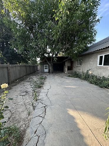 Недвижимость: ✨ Продаётся дом в г. Шопоков район Переезд ✨ 🏡 Характеристики: • — 3