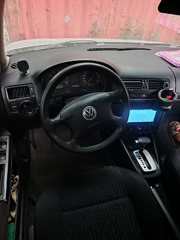 Продажа авто: Volkswagen Golf: 2002 г., 1.6 л, Автомат, Бензин, Хэтчбэк — 5