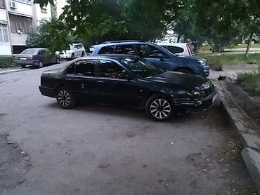 space runner: Nissan Primera: 1995 г., 2 л, Механика, Бензин, Седан — 1
