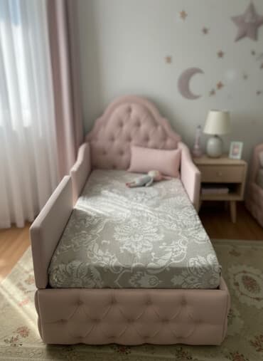 кровать для детского сада: Детская односпальная кровать, Для девочки, С бортиком — 1
