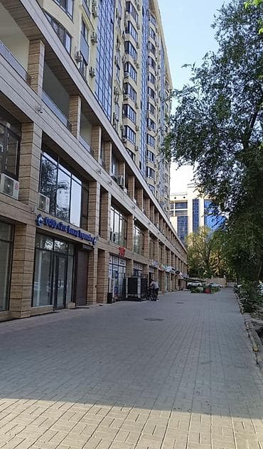 central park: Аренда офисов, 92 м², В бизнес центре, 1 линия, С системой безопасности — 2