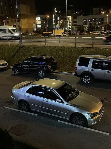 Lexus IS: 2002 г., 2 л, Механика, Бензин, Седан — 3