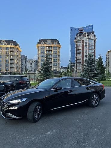 на ленд крузер: Kia K8: 2021 г., 1.6 л, Автомат, Гибрид, Седан — 5