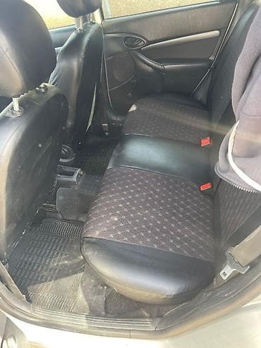 subaru imprezza: Ford Focus: 2002 г., 1.6 л, Механика, Бензин, Универсал — 7