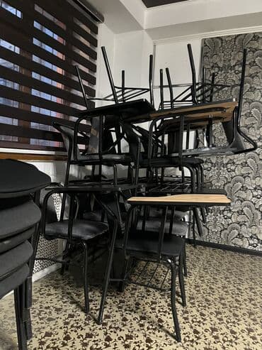 Офисная мебель: Стул для зала, Б/у, Железо — 5