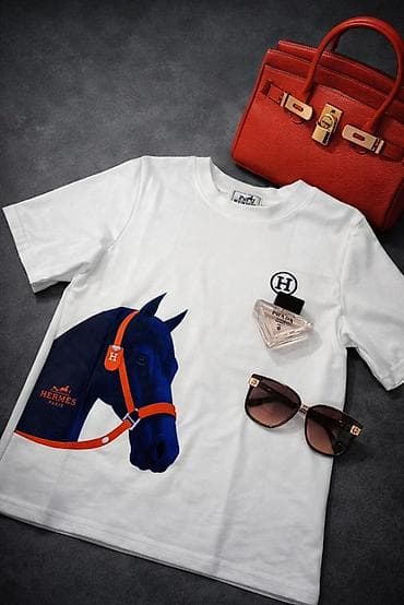 карсет майка: Белые женские футболки премиального уровня с фирменными принтами — 4