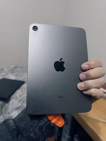 usb c: Планшет, Apple, память 64 ГБ, 7" - 8", 4G (LTE), Б/у, цвет - Серый — 1