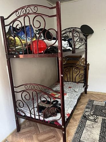 кованная: Двухъярусная кровать, Б/у, С выкатной системой — 1
