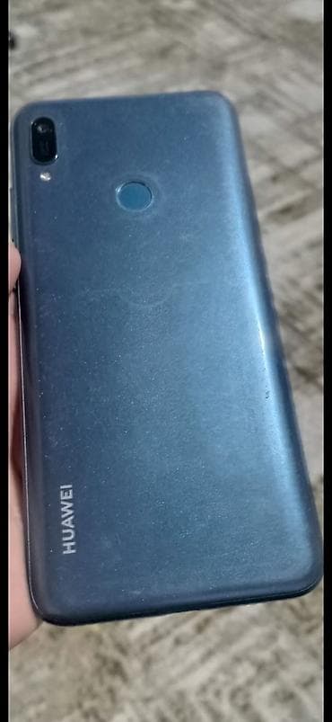 iphone xr: Huawei Y6, Б/у, 32 ГБ, цвет - Синий, 2 SIM — 1