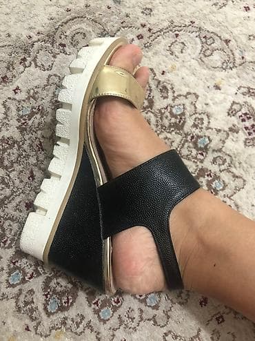 ecco 42: Покупала в МИА оригинал Состояние новое 10/10 Одевала только пару раз — 3