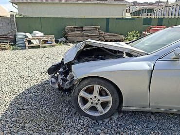подушка для мотора: Mercedes-Benz CLS-Class: 2005 г., 3.5 л, Автомат, Бензин, Седан — 1