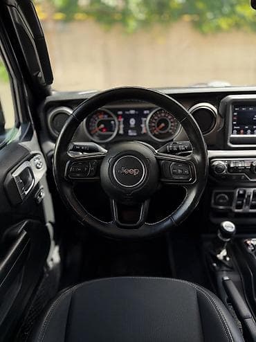 x5 2020: Jeep Wrangler: 2020 г., 2 л, Автомат, Бензин, Внедорожник — 10