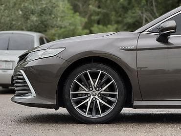 Унаа сатуу: Toyota Camry: 2021 г., 2.5 л, Вариатор, Гибрид, Седан — 4