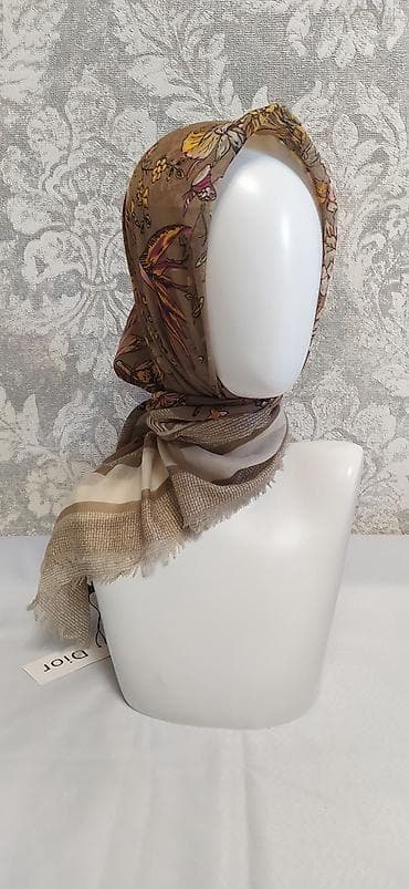 Торговые весы: Голова-манекен для демонстрации аксессуаров 4 шт - Материал: пластик — 4