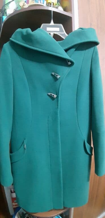 одежда оптом дордой: Пальто, Кромби, Осень-весна, Кашемир, По колено, С поясом, С капюшоном, Приталенная модель, S, M — 1