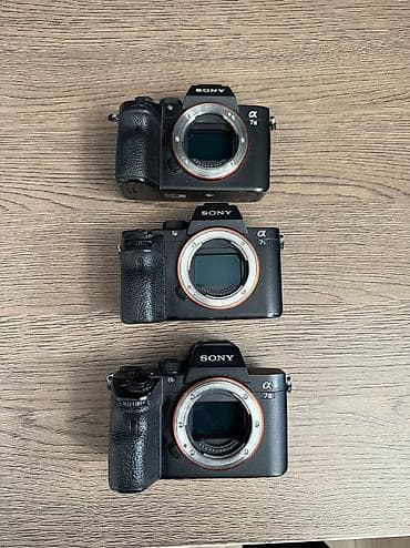 раздача фотографий: Продаю всю технику. А 7 iii 2 штуки А7 s2 1 штук Батарейки и зарядки — 2
