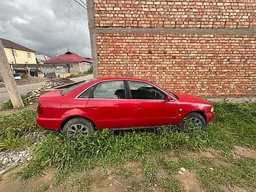 ниже себестоимости: Audi A4: 1994 г. — 3