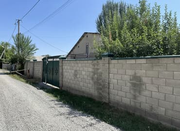 дом в селе гроздь: Дом, 95 м², 4 комнаты, Собственник, Старый ремонт — 1