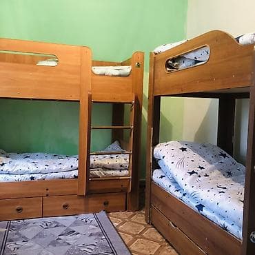 ижара комната: Халял Хостел Сдаётся койко место для сутки. Не разрешается пить — 1