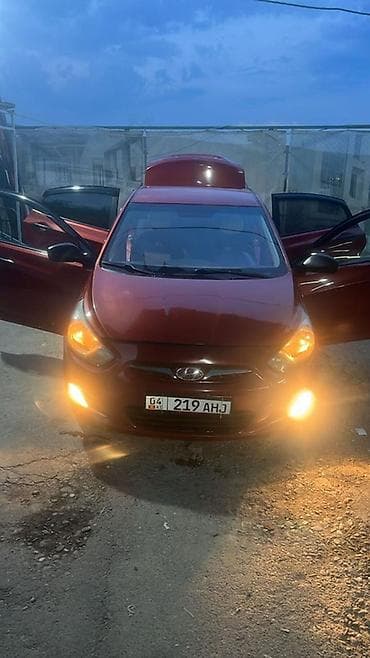 Hyundai Solaris: 2014 г., Механика, Бензин — 4