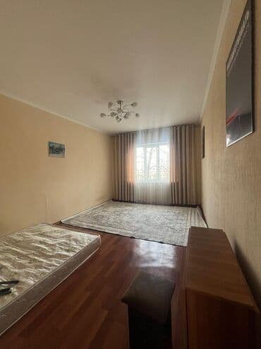 room: Сдаётся комната (зал) с подселением в 2‑комнатной квартире, адрес: 10 — 5